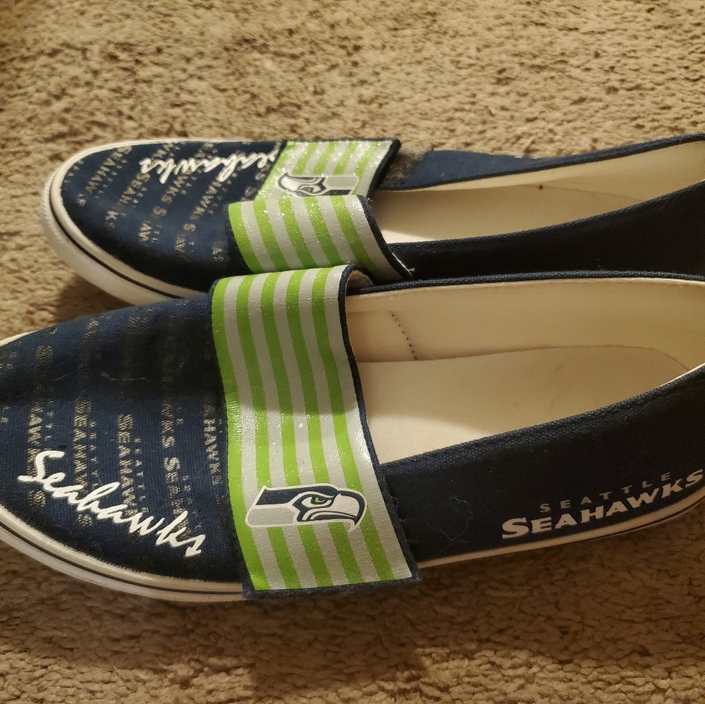 Seahawks shoes - Picture 2 of 2